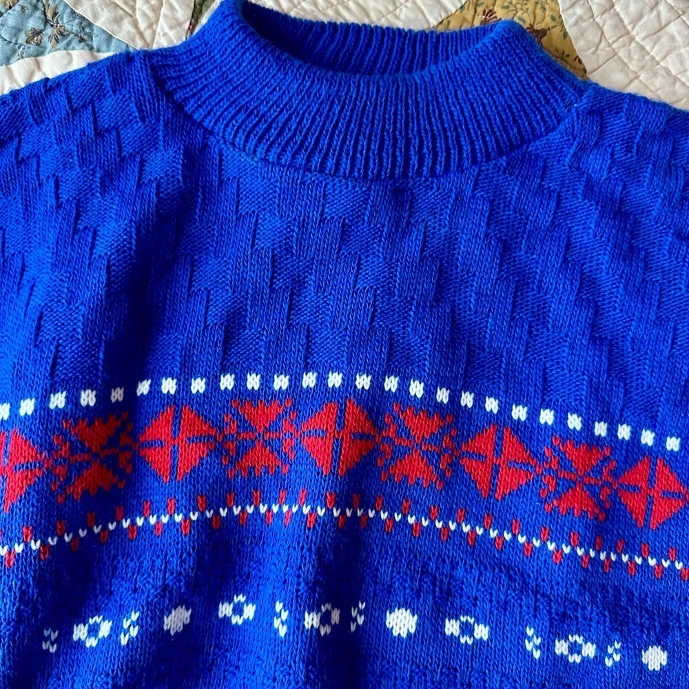 Blue & red American Pride vintage 80s grandpa fisherman crewneck sweater. Size M - Picture 2 of 6